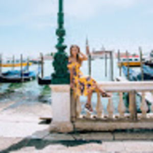 Meet your Posher, Anya